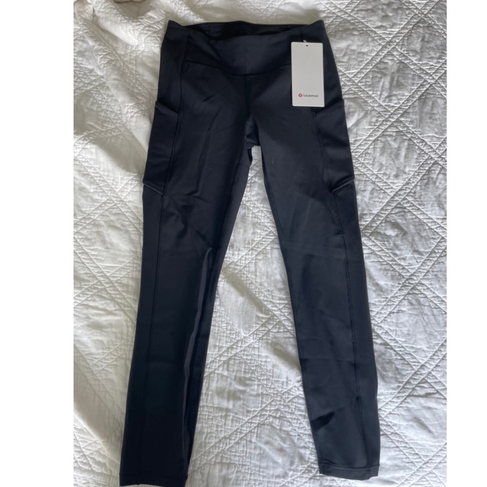 Lululemon Speed Up Tight Black 25” (Size 6 NWT)